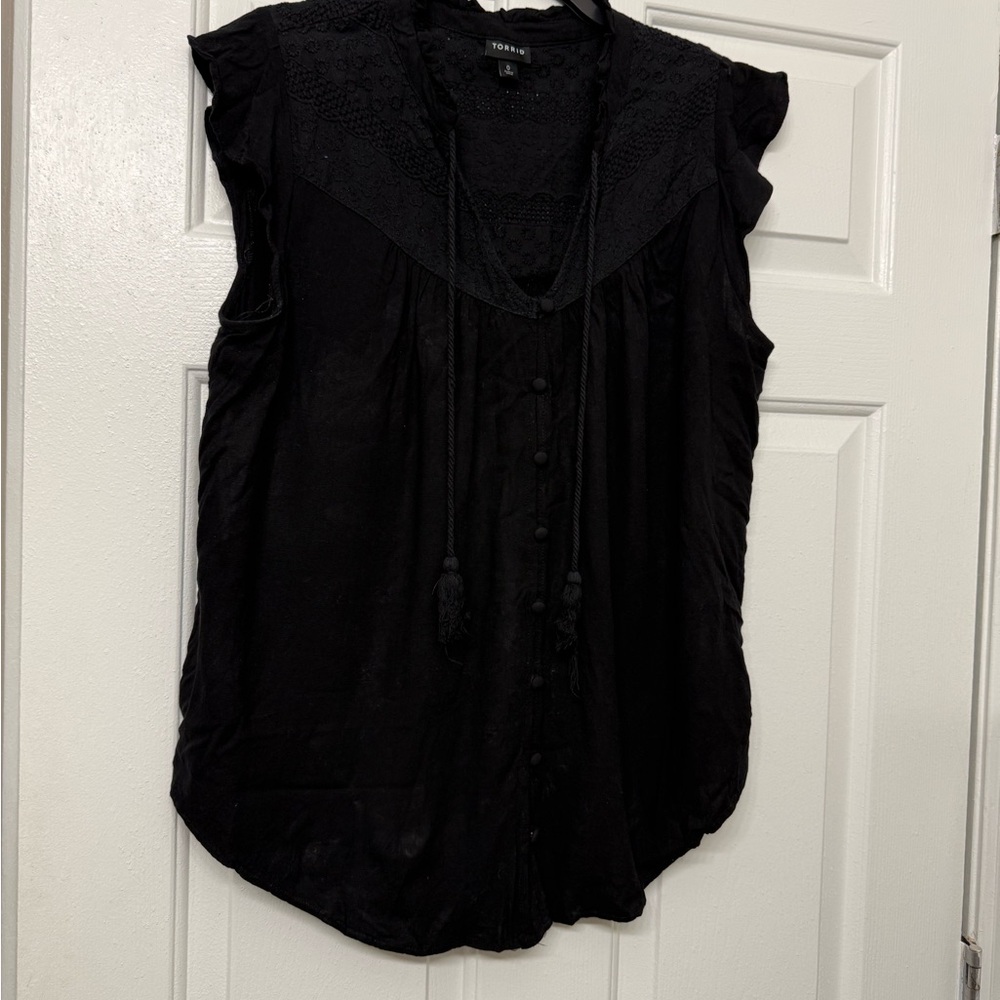 Torrid Black Cap Sleeve Blouse